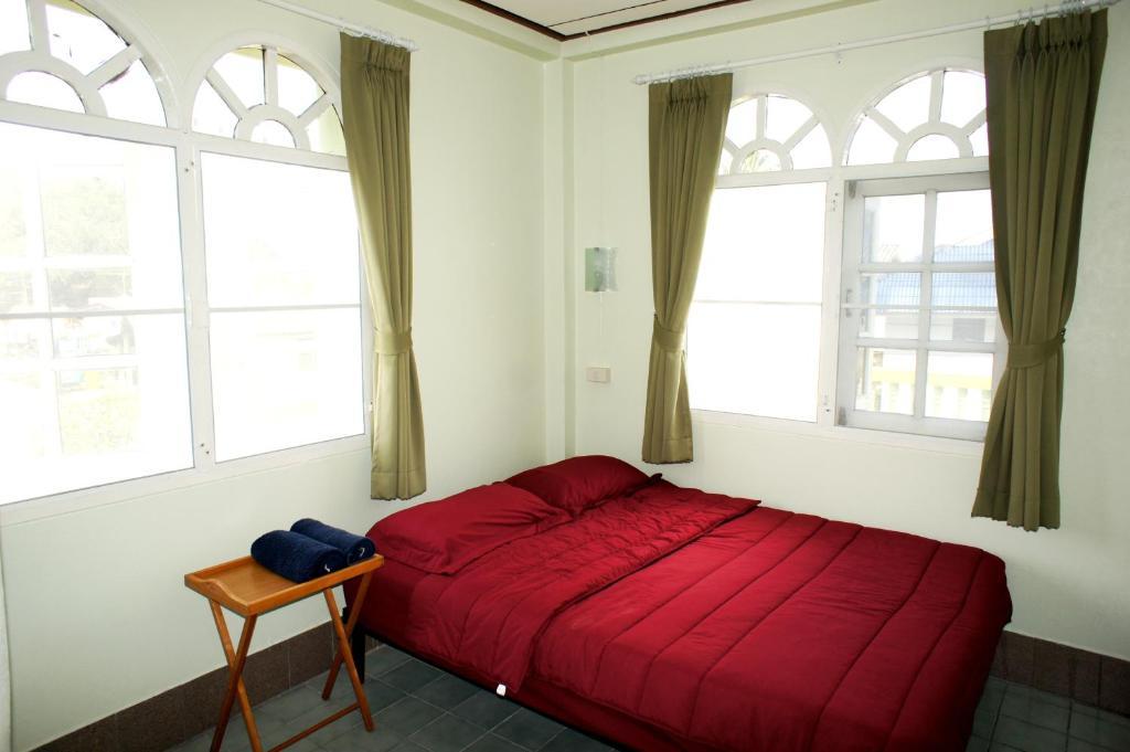 Roo Poo Guest House Koh Kho Khao Island Habitación foto